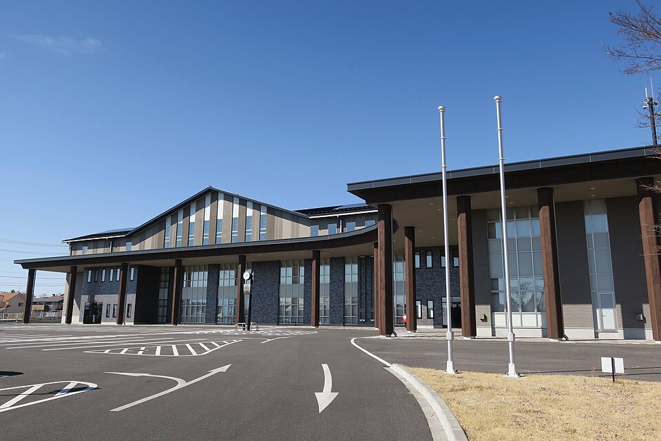 Fayl:Miyota town office 2019-03.jpg