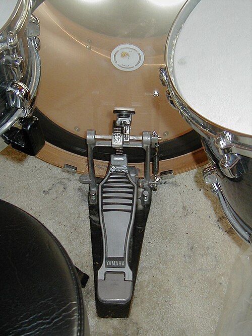 Fayl:Yamahabassdrumpedal.jpg