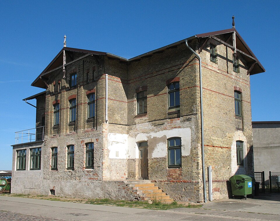 Fayl:Goldberg dairy.jpg