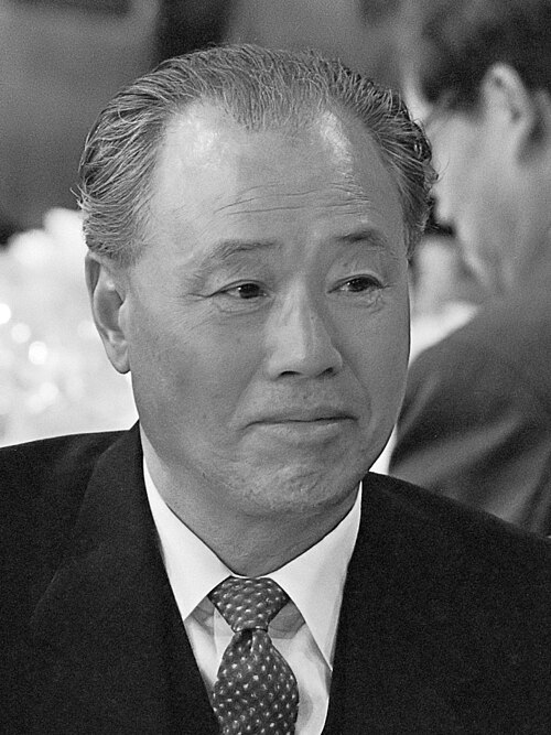 Fayl:Zhao Ziyang (1985).jpg