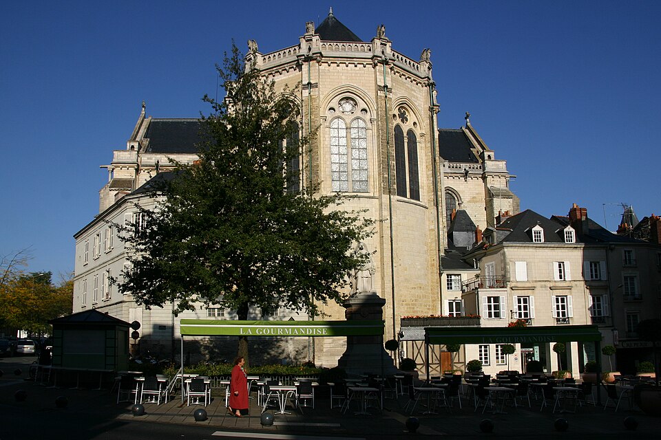 Fayl:Angers-Kathedrale-138-Chor-2008-gje.jpg