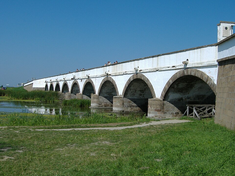 Fayl:Hortobagy híd.jpg