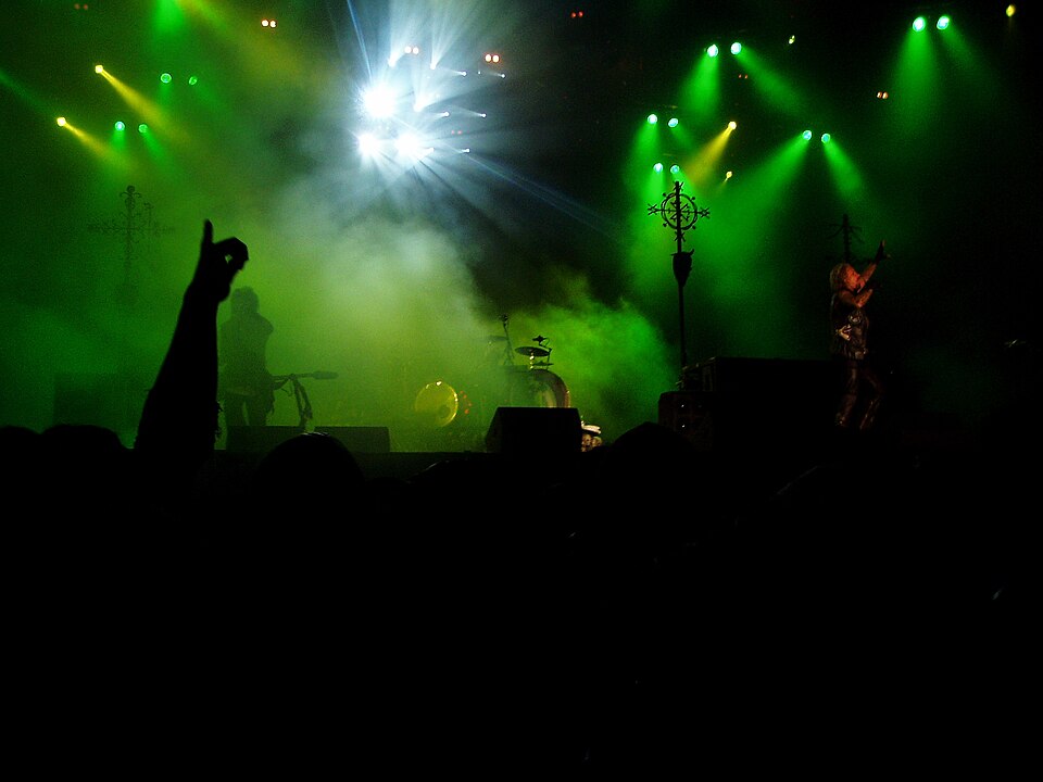 Fayl:Mötley Crüe (2).jpg