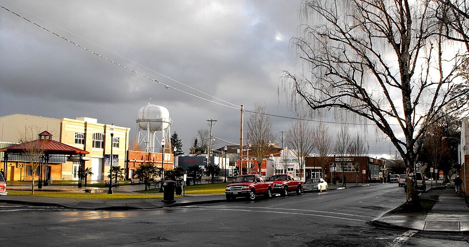 Fayl:OR Woodburn square.jpg