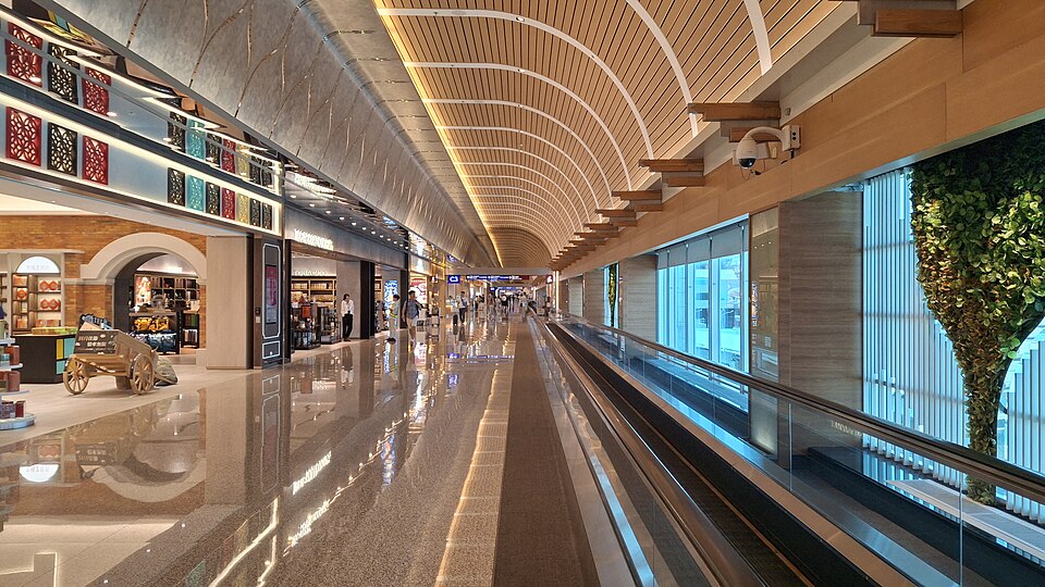 Fayl:TPE T2 terminal.jpg