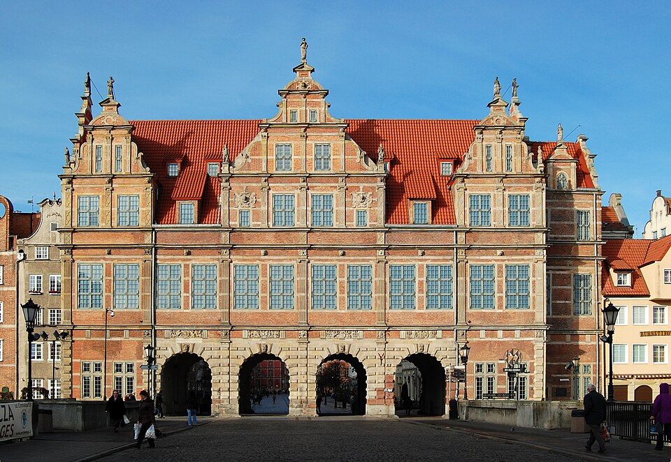 Fayl:Gdańsk Zielona Brama.jpg