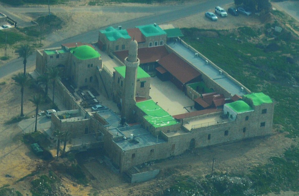 Fayl:Sidna Ali Mosque Aerial View.jpg