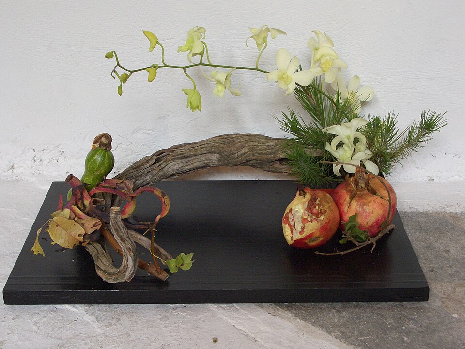 Fayl:Ikebana morimono.JPG