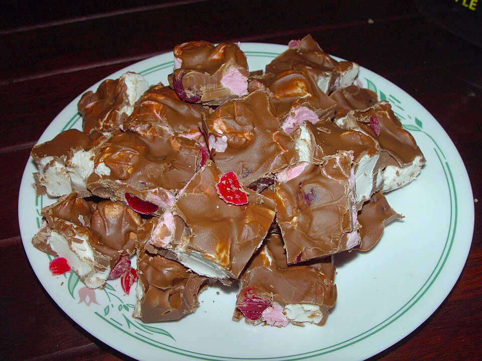 Fayl:Rocky Road dessert.jpg