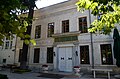 Masjidning shimoli-gʻarbiy fasadi va asosiy kirish qismi