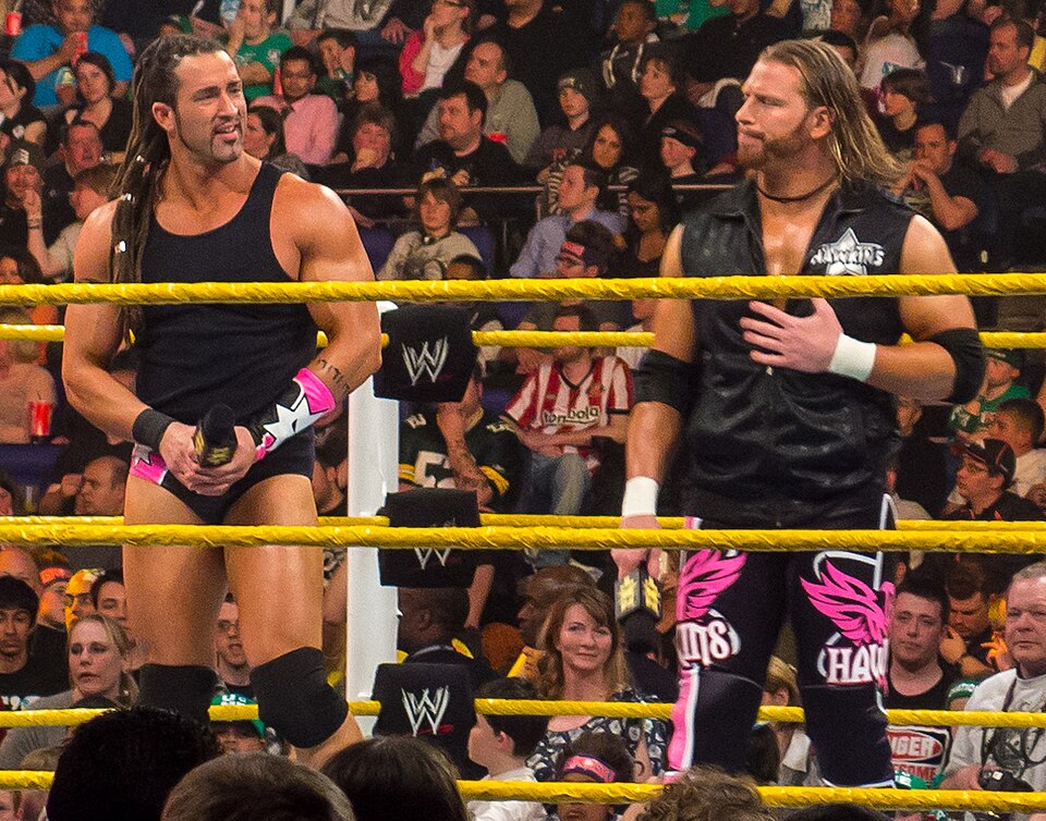 Fayl:Hawkins and Reks in London.jpg