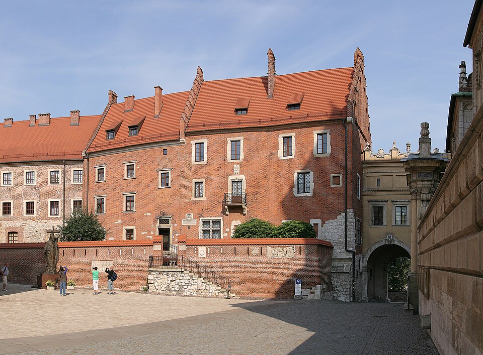 Fayl:Krakow WawelMuseum A21.jpg