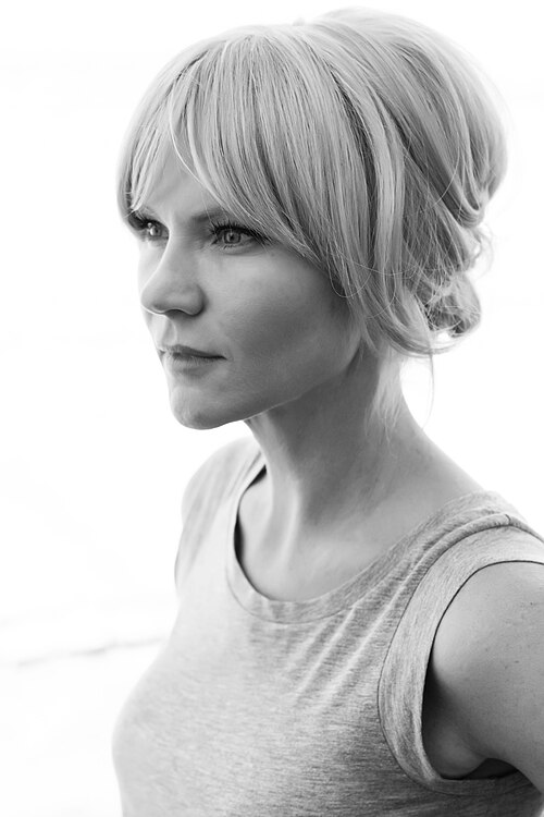 Fayl:Tara Buck 2013.jpg