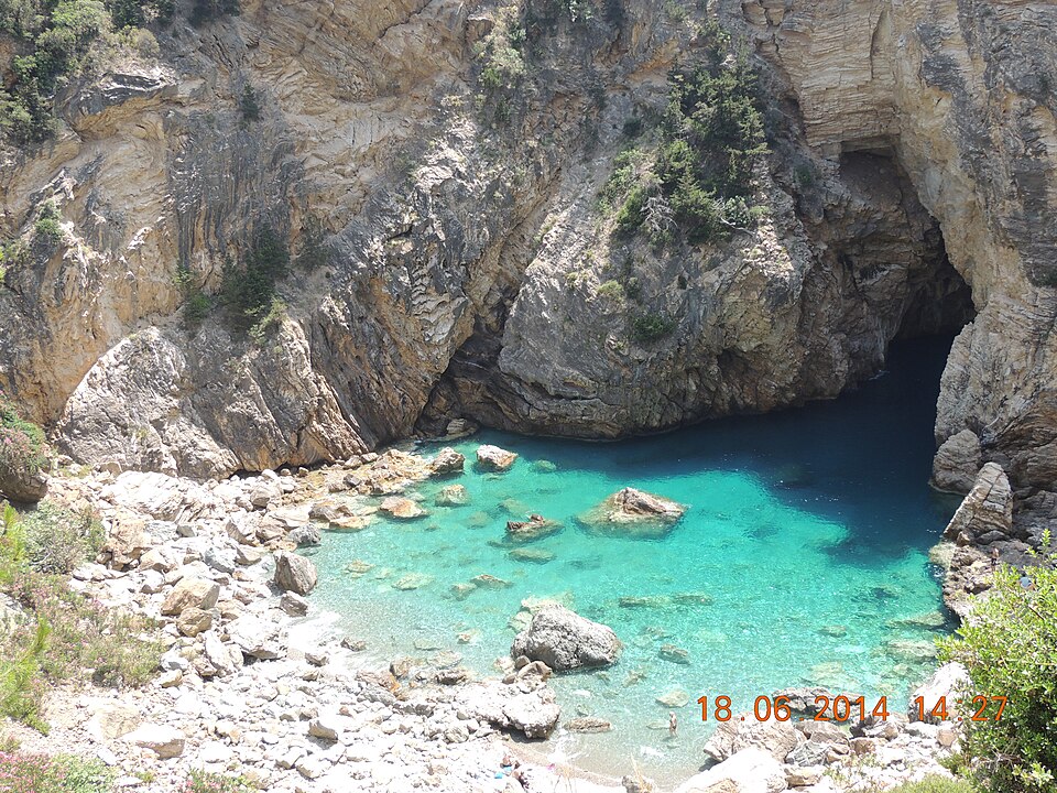Fayl:Emerald lagoon - panoramio.jpg