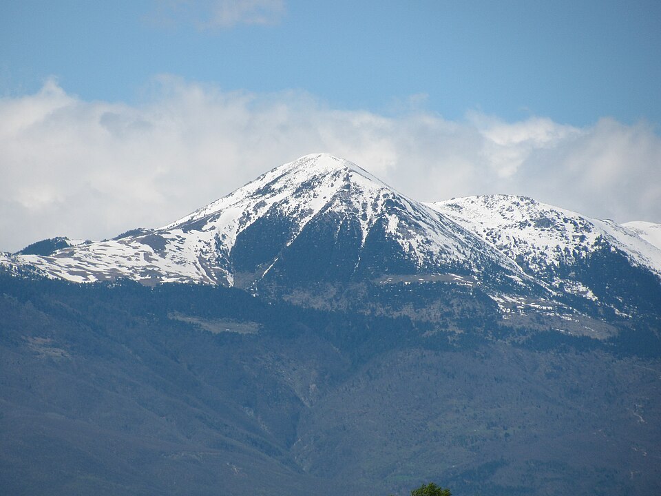 Fayl:Maja e Strellcit 2377m.JPG
