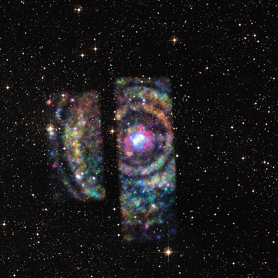 Fayl:15-137-CircinusX1-XRayLightRings-NeutronStar-Chandra-20150624.jpg