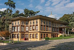 Aynaliqavak saroyi