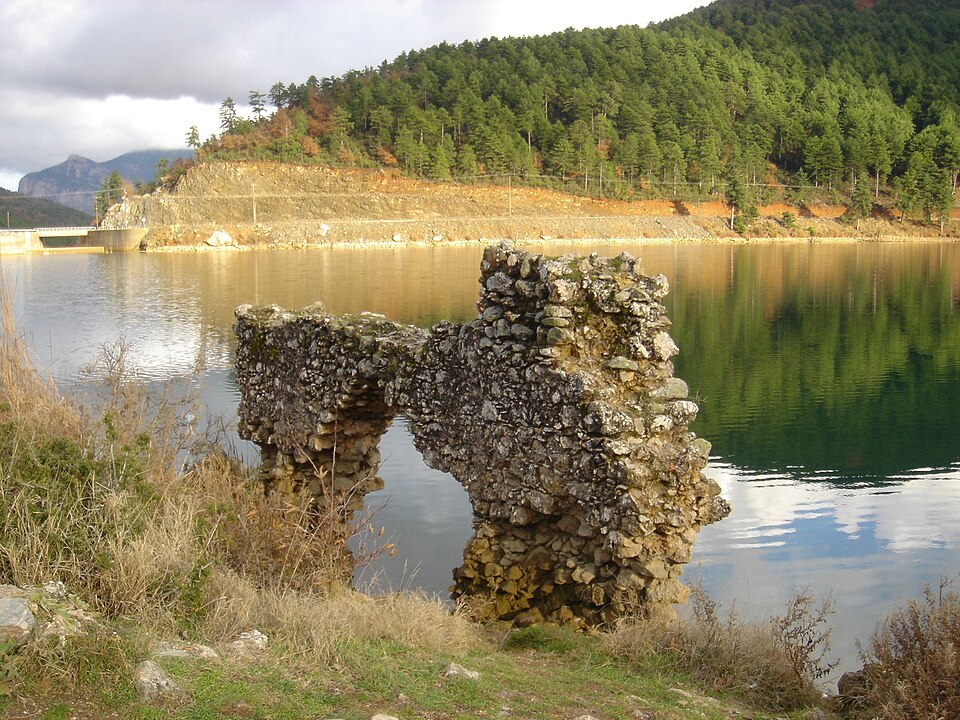 Fayl:Lake Doxa 2.JPG