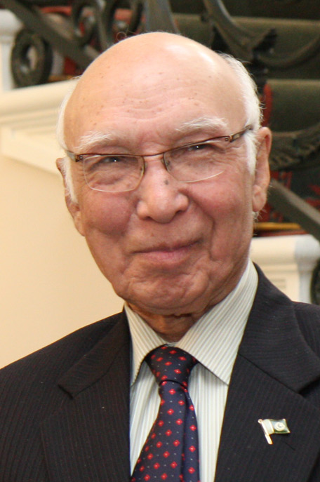 Fayl:Sartaj Aziz (cropped).jpg