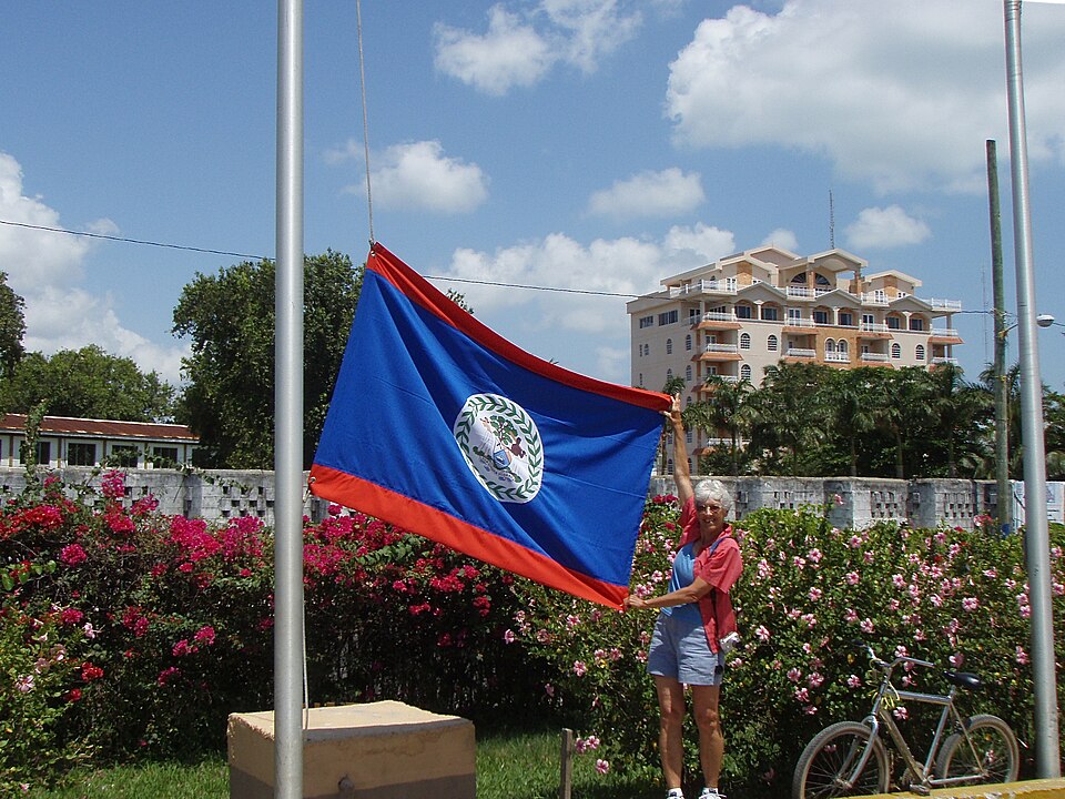 Fayl:Belize flag.jpg