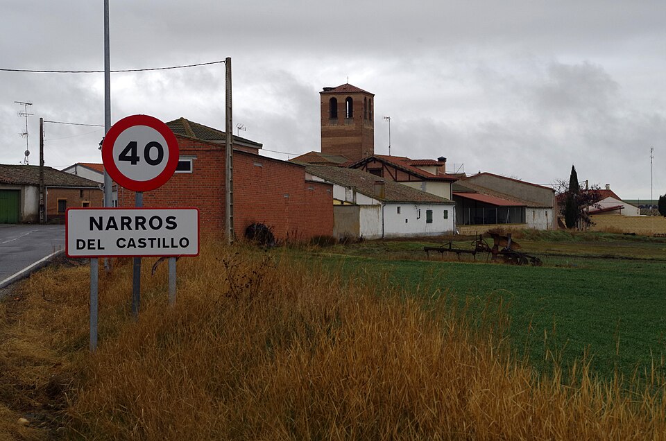 Fayl:Narros del Castillo 01 by-dpc.jpg