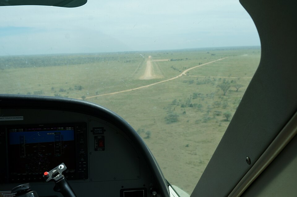 Fayl:Seronera Airstrip 2013.jpg
