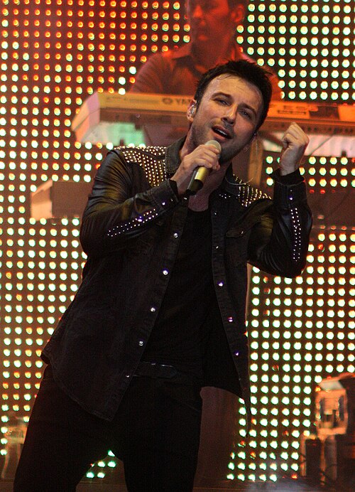 Fayl:Tarkan (9).jpg