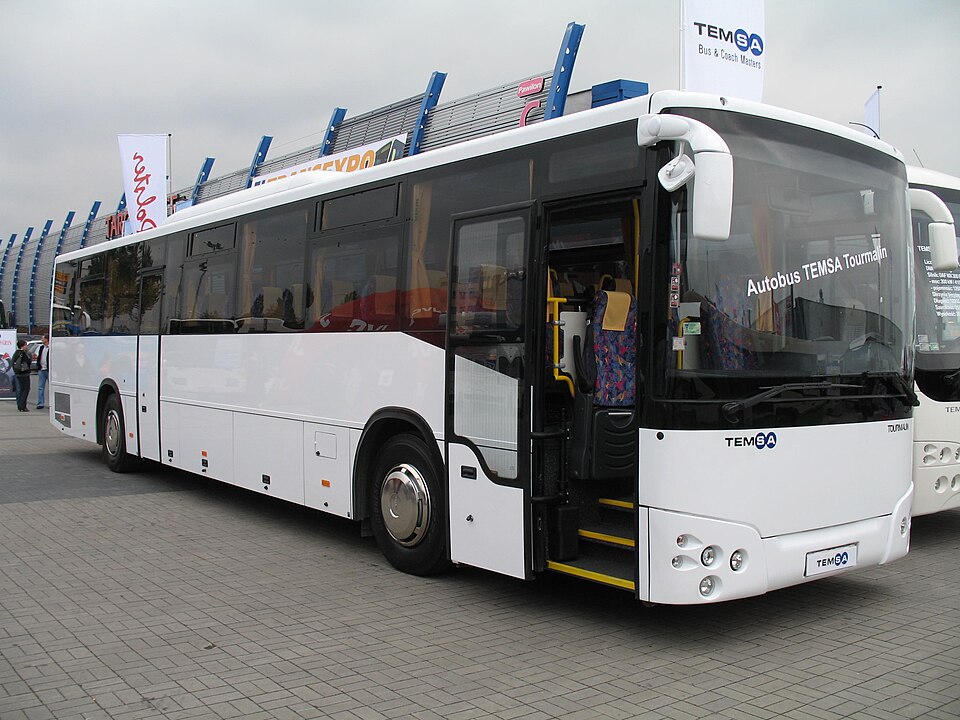 Fayl:Temsa Tourmalin in Kielce.jpg