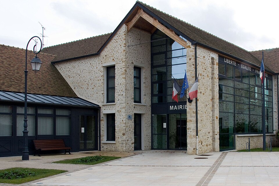 Fayl:Mairie Bondoufle IMG 2302.jpg