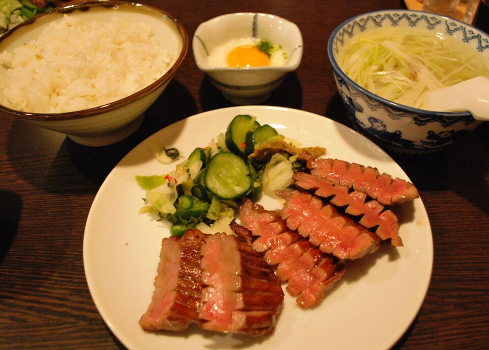 Fayl:Gyutan teishoku.JPG