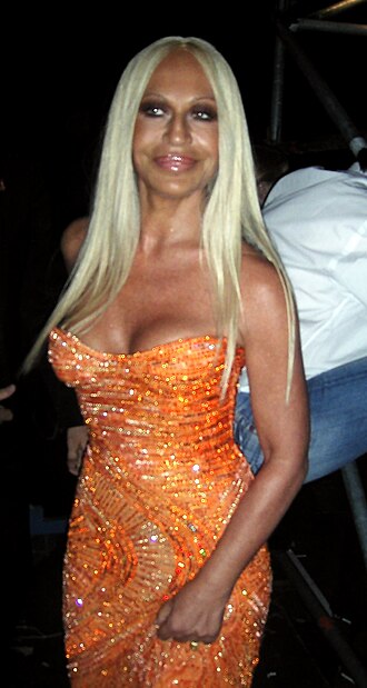 Fayl:Donatellaversace.jpg