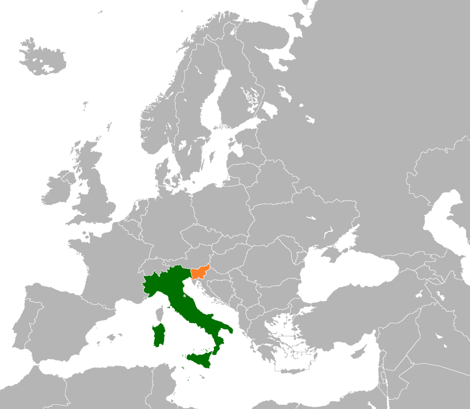Fayl:Italy Slovenia Locator.png