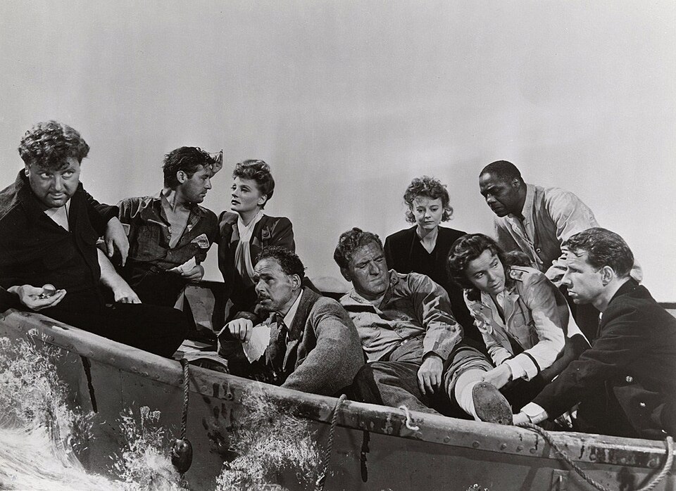Fayl:Lifeboat (1944) 1.jpg