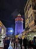 Kechasi Galata minorasi