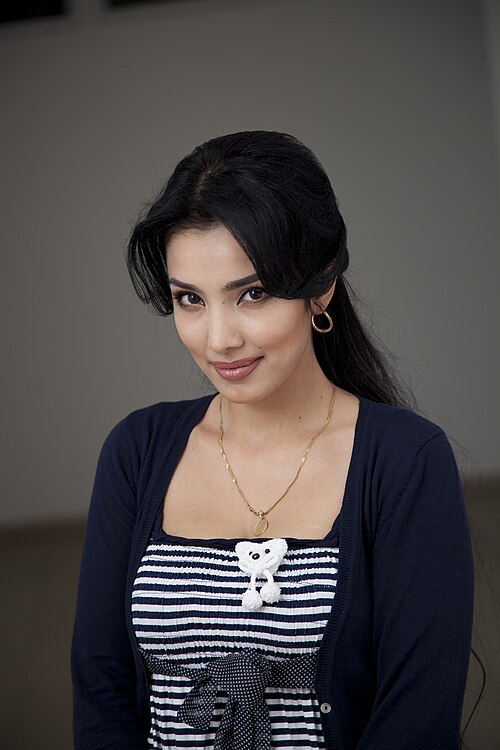 Fayl:Sitora Farmonova (1).jpg