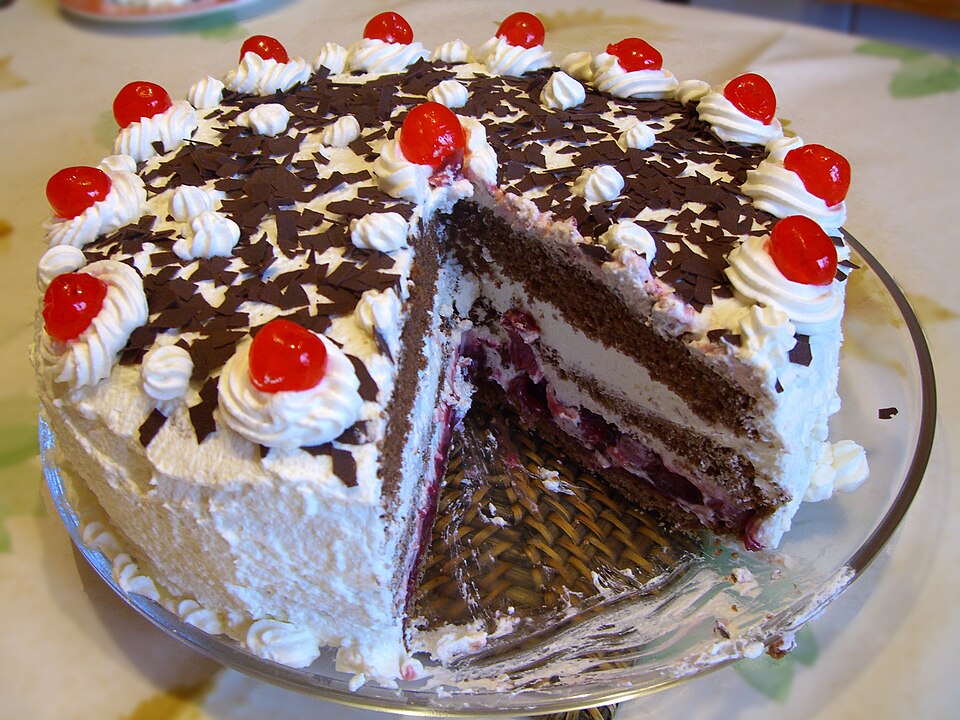 Fayl:Black Forest gateau.jpg