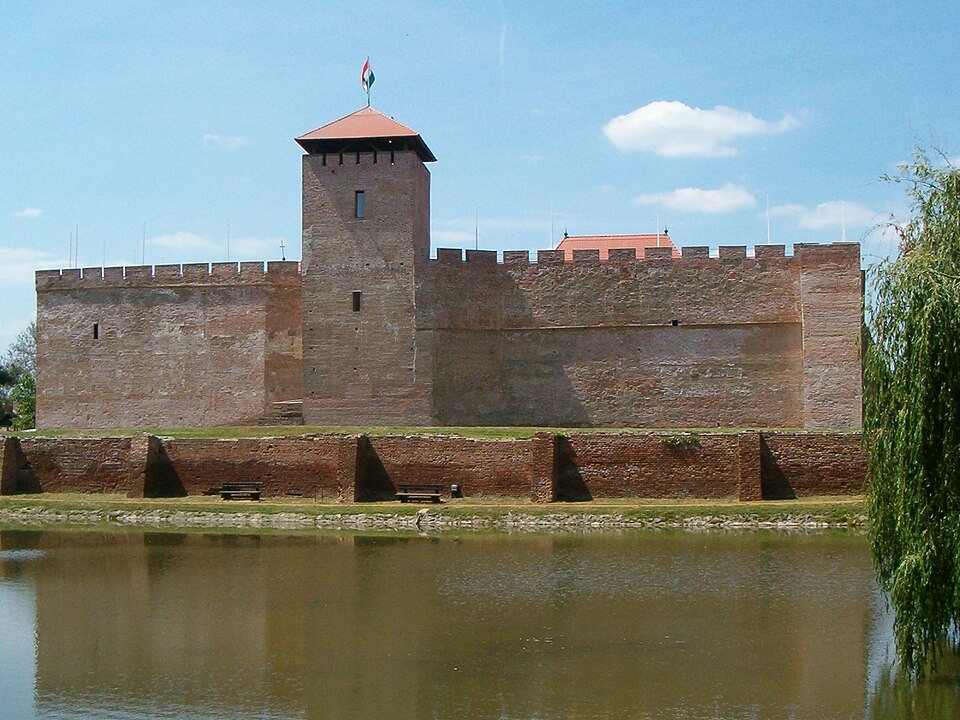 Fayl:Hungary-gyula-var3.jpg