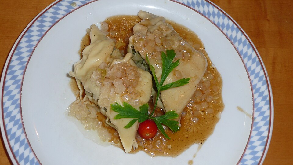 Fayl:Schwäbische Maultaschen.JPG