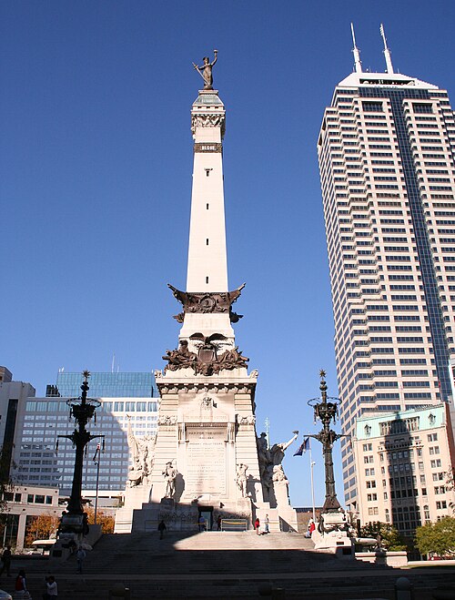 Fayl:Indianapolis-indiana-soldiers-sailors-monument.jpg