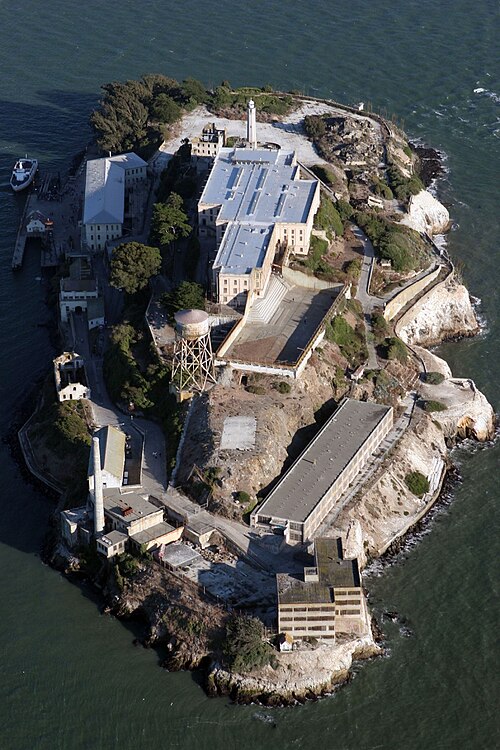 Fayl:Alcatraz aerial.jpg