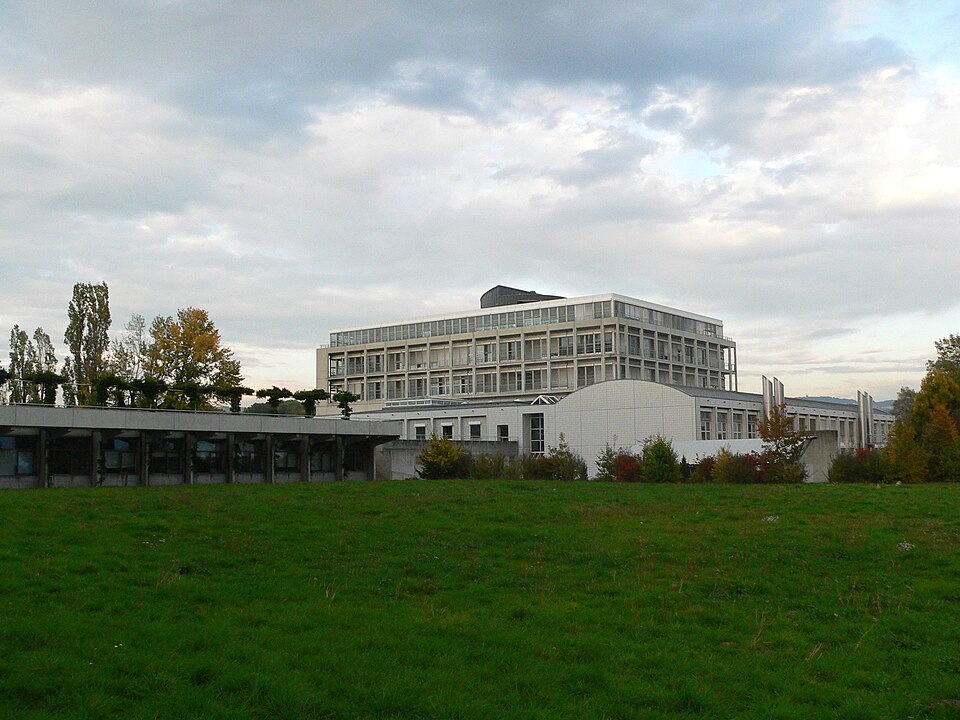 Fayl:EPFL-p1010642.jpg