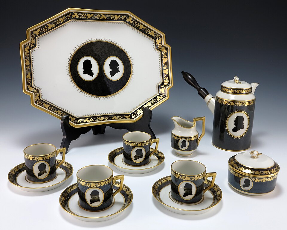 Fayl:State Gifts Coffee Service.JPG