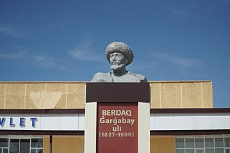 Berdaq haykali