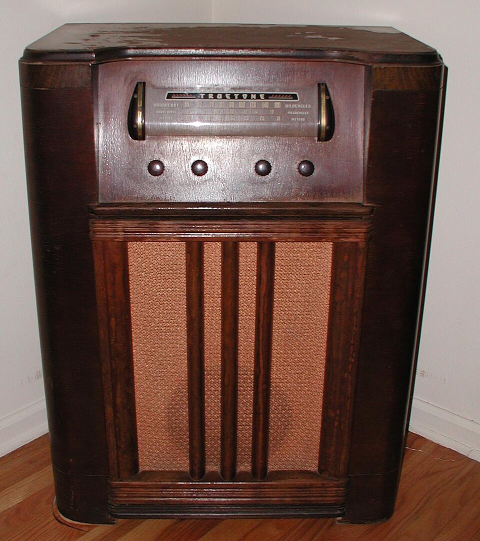 Fayl:Truetone-Radio.jpg