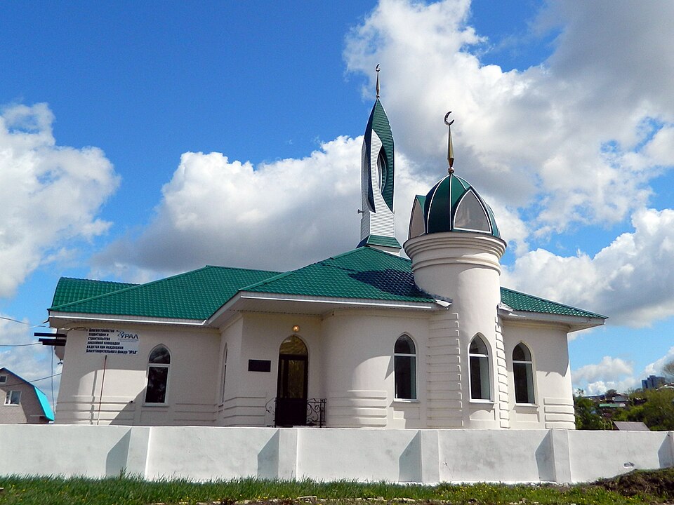Fayl:Мечеть Мунира (Уфа).jpg