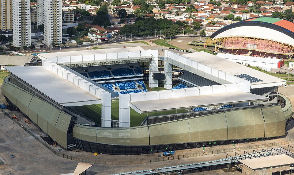 Fayl:Cuiaba Arena.jpg