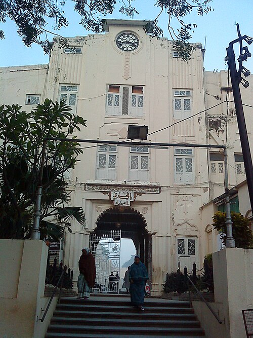 Fayl:Dargah entrance,Galiakot.JPG