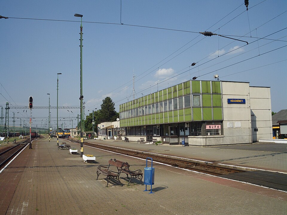 Fayl:Hidasnemeti station.JPG