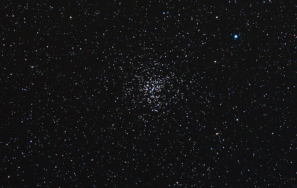 Fayl:M37 open cluster.jpg