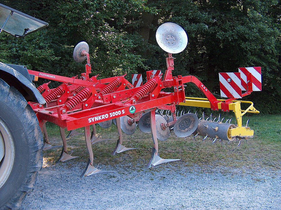 Fayl:Pöttinger Synkro3000S.jpg